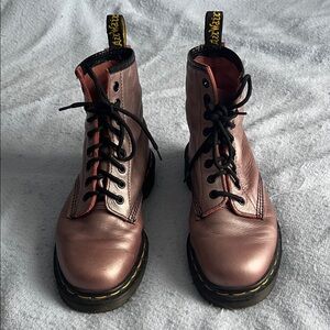 Rare Vintage Docs 1460